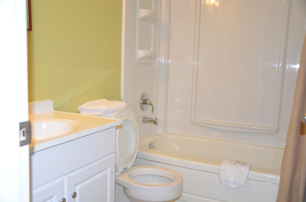 Coachman Inn Regina Quarto foto